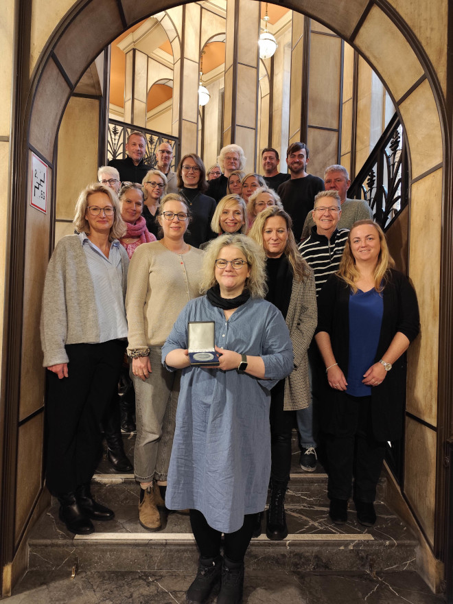 Foto der Bundesarbeitsgruppe mit erhaltenem Hans-Rost-Preis